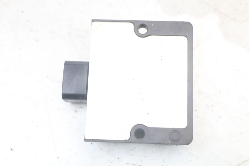 photo de REGULATEUR CHARGE KAWASAKI VERSYS ABS 650 (2015 - 2018)