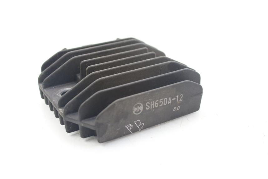 photo de REGULATEUR CHARGE KAWASAKI ZZR 600 (1995 - 2004)