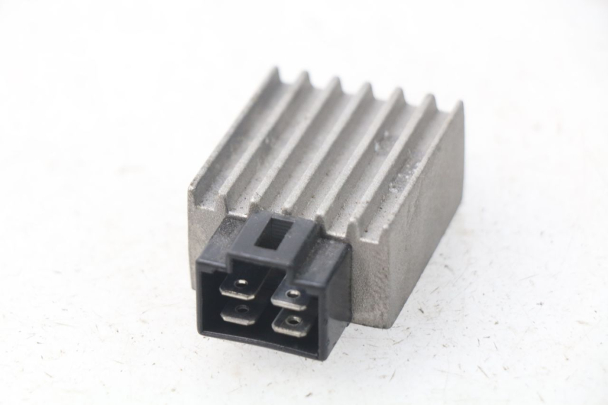 photo de REGULATEUR CHARGE KEEWAY PIXEL 50 (2008 - 2011)