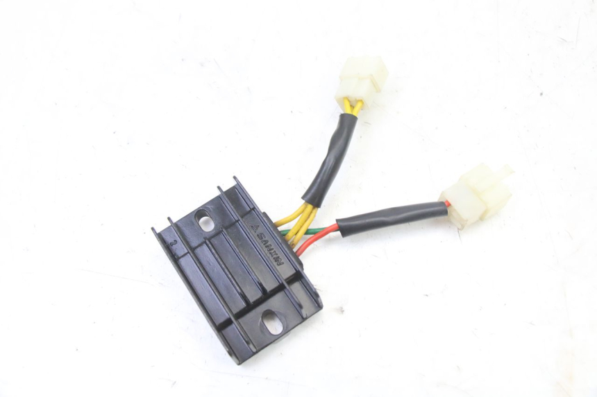 photo de REGULATEUR CHARGE PEUGEOT KISBEE 2T 50 (2018 - 2022)