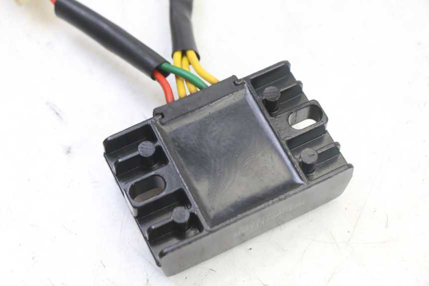 photo de REGULATEUR CHARGE PEUGEOT KISBEE 2T 50 (2018 - 2022)