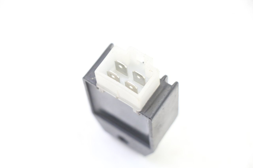 photo de REGULATEUR CHARGE PEUGEOT KISBEE 2T 50 (2010 - 2017)
