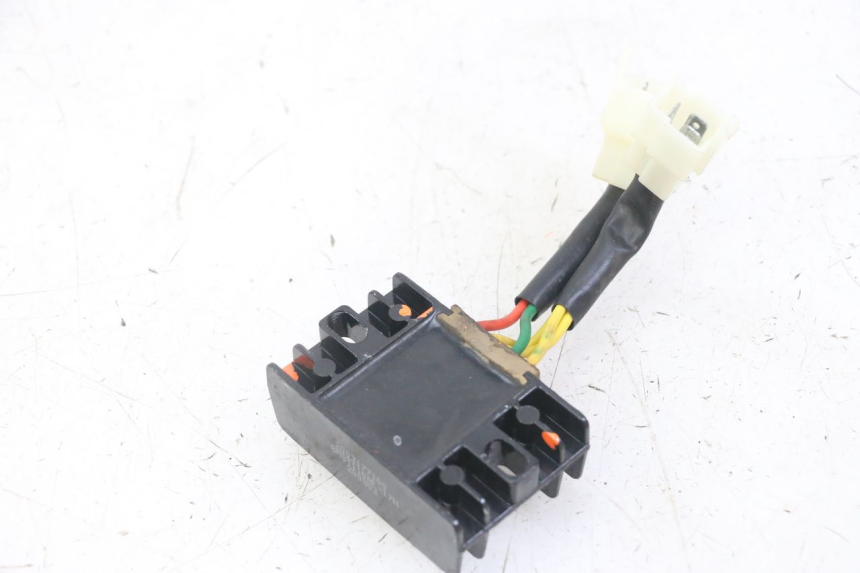 photo de RÉGULATEUR DE CHARGE PEUGEOT KISBEE 4T 50 (2018 - 2022)