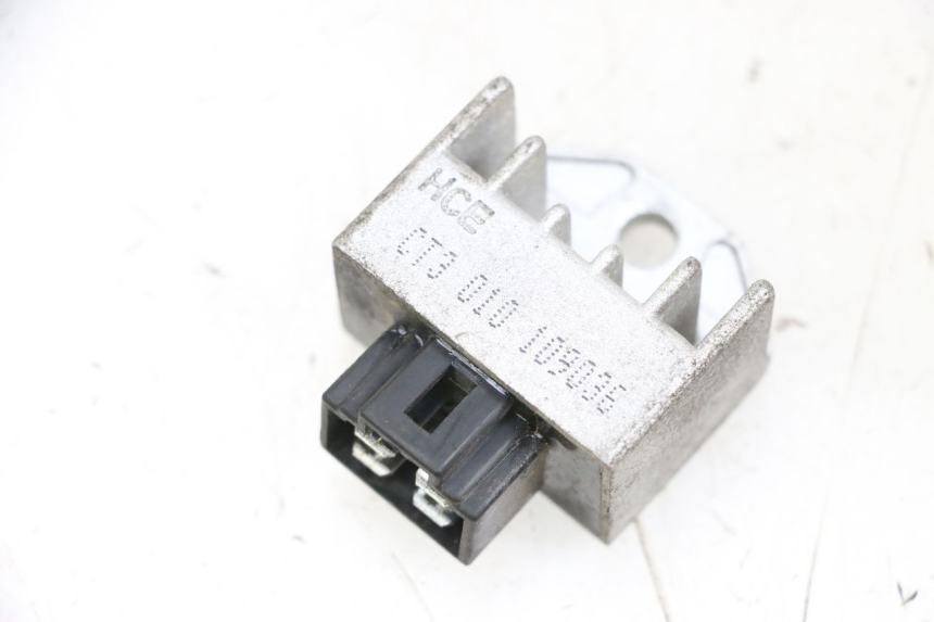 photo de REGULATEUR CHARGE PEUGEOT KISBEE 4T 50 (2010 - 2017)