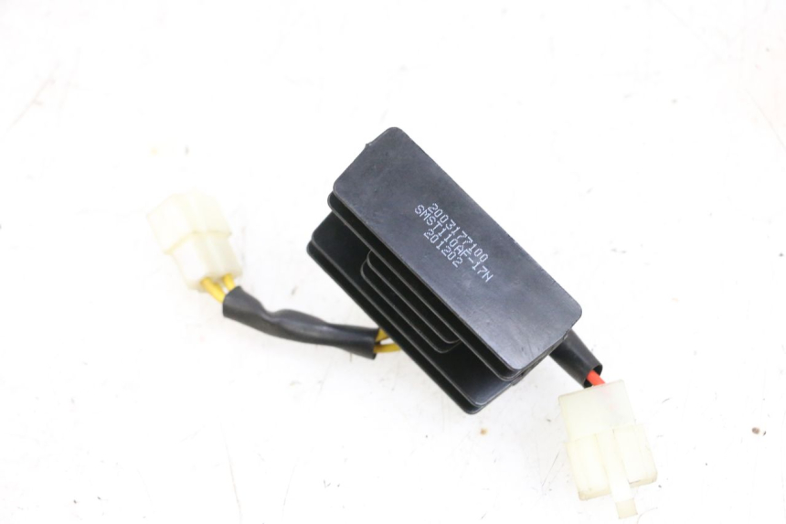 photo de RÉGULATEUR DE CHARGE PEUGEOT KISBEE 4T 50 (2018 - 2022) - Autre angle de vue