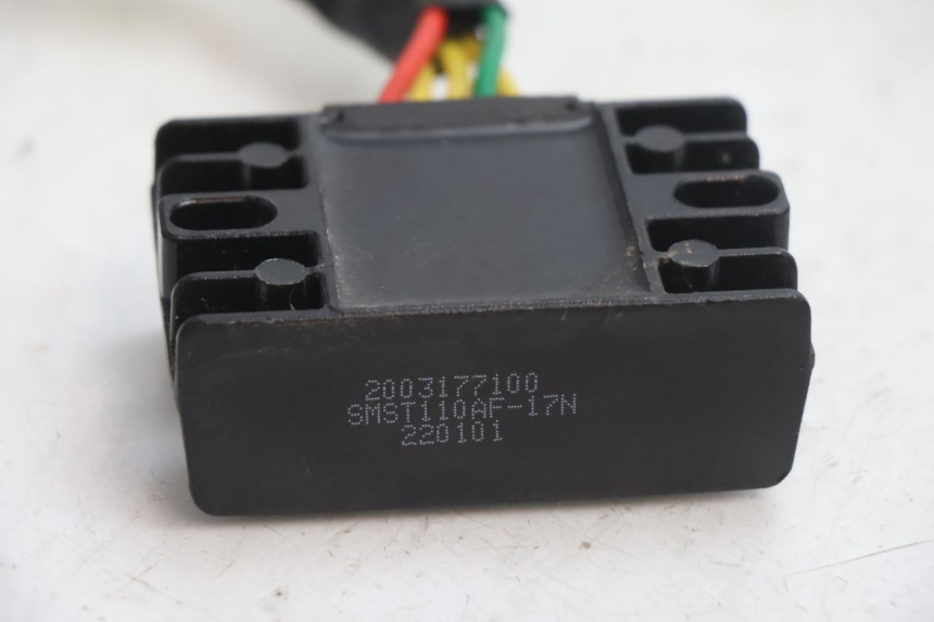 photo de RÉGULATEUR DE CHARGE PEUGEOT KISBEE 4T 50 (2018 - 2022) - Autre angle de vue