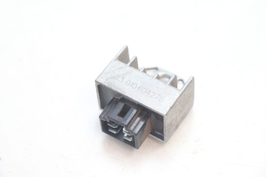 photo de REGULATEUR CHARGE PEUGEOT KISBEE 4T 50 (2010 - 2017) - Vue principale