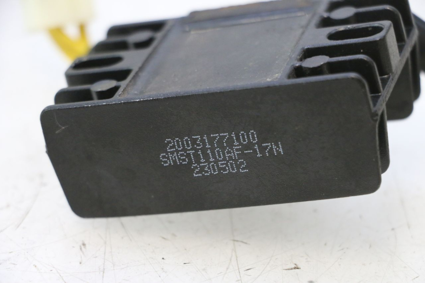 photo de REGULATEUR CHARGE PEUGEOT KISBEE 4T 50 (2023 - 2026) - Zoom état d’usage