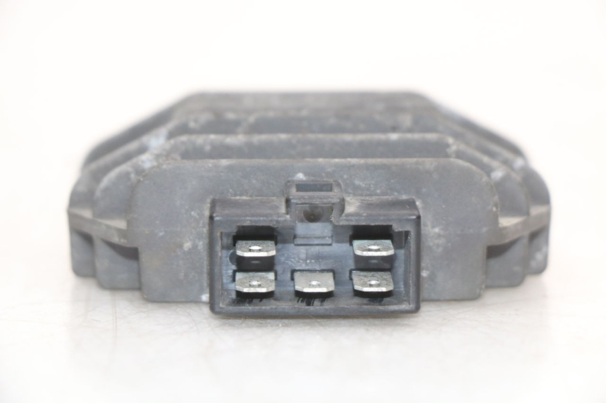 photo de REGULATEUR CHARGE RENAULT KOURANOS 125 (2001 - 2004)