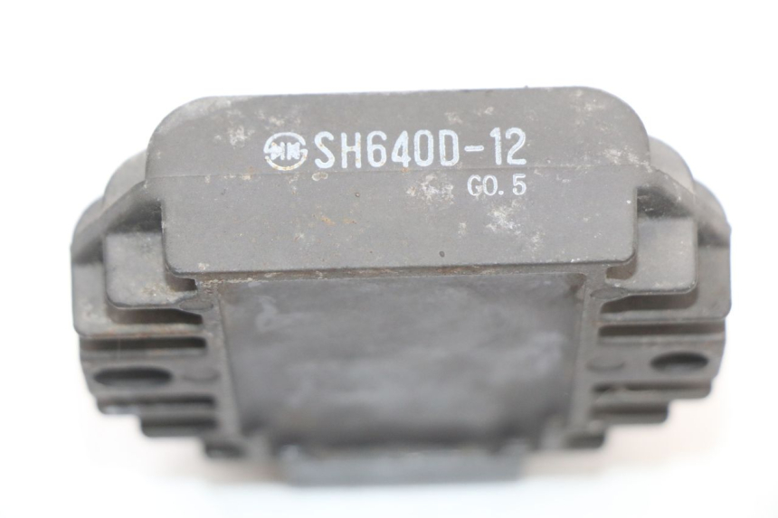 photo de REGULATEUR CHARGE RENAULT KOURANOS 125 (2001 - 2004)