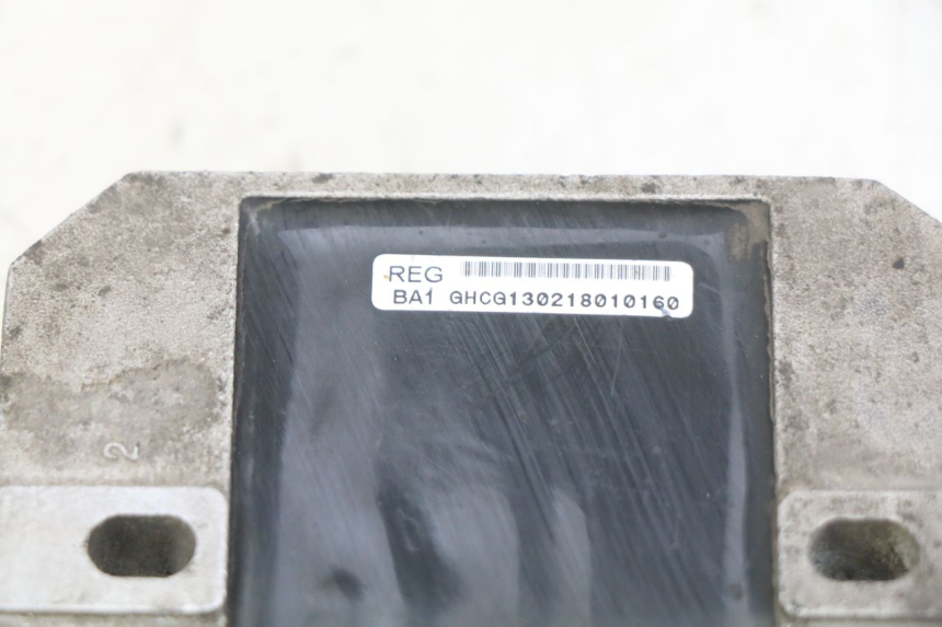 photo de REGULATEUR CHARGE KYMCO AGILITY 16+ 4T 50 (2018 - 2023)