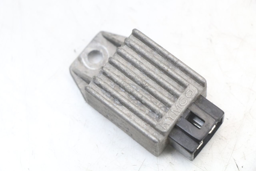 photo de REGULATEUR CHARGE KYMCO DINK 4T 50 (2007 - 2018)
