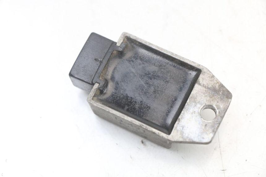 photo de REGULATEUR CHARGE KYMCO DINK 4T 50 (2007 - 2018)