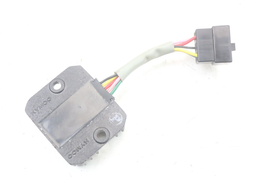 photo de REGULATEUR CHARGE KYMCO LIKE 125 (2009 - 2016)
