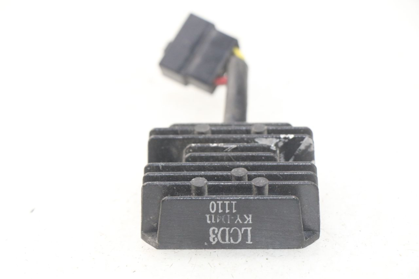 photo de REGULATEUR CHARGE KYMCO LIKE 4T 50 (2009 - 2018)