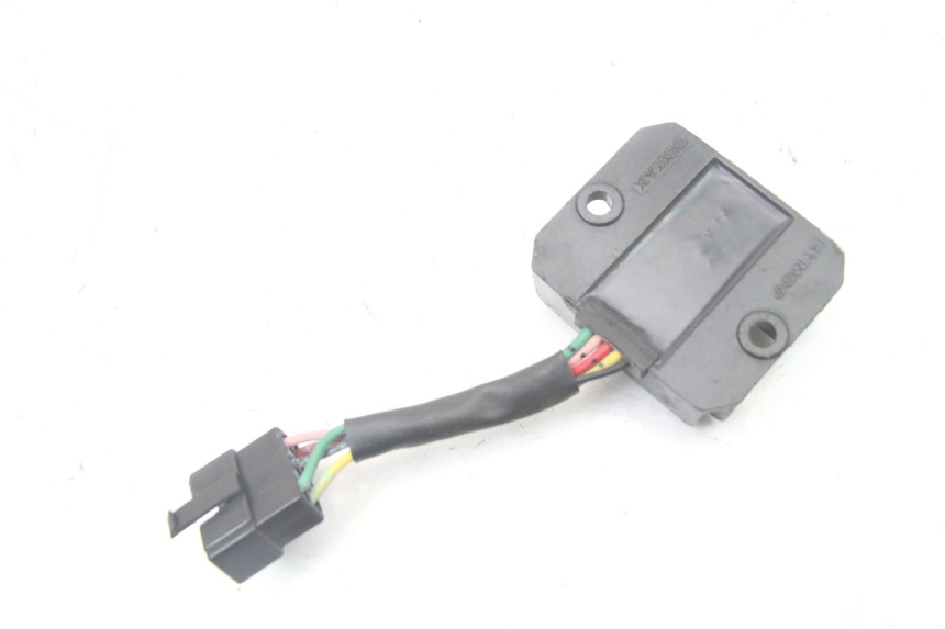 photo de REGULATEUR CHARGE KYMCO PEOPLE S 125 (2000 - 2008)