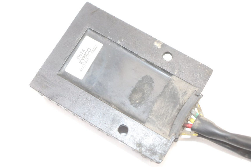 photo de REGULATEUR CHARGE KYMCO SUPER 8 4T 50 (2021 - 2024)