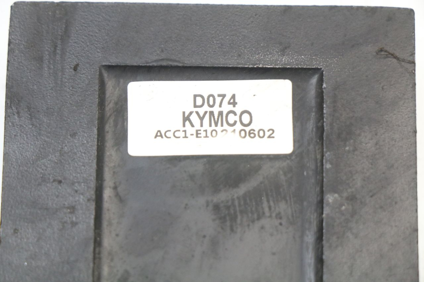 photo de REGULATEUR CHARGE KYMCO SUPER 8 4T 50 (2021 - 2024)