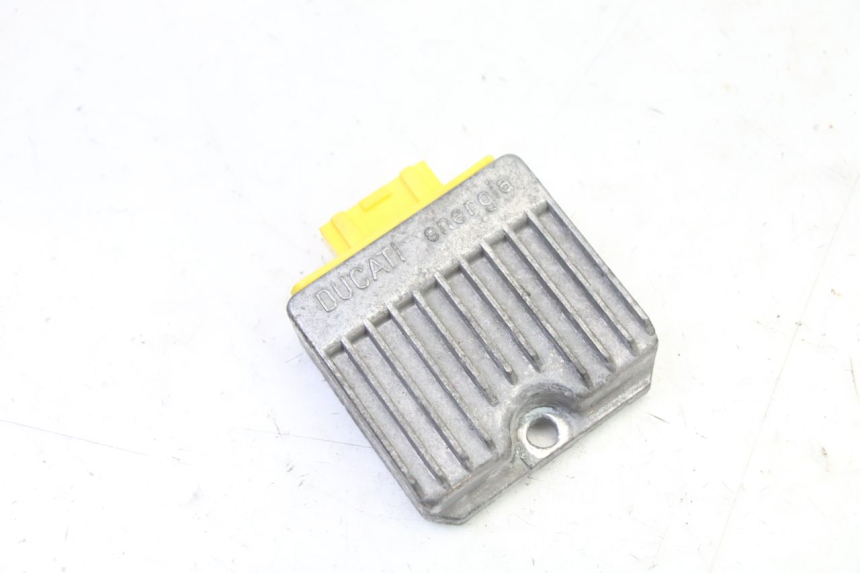 photo de REGULATEUR CHARGE PIAGGIO LIBERTY 4T 50 (2009 - 2015)
