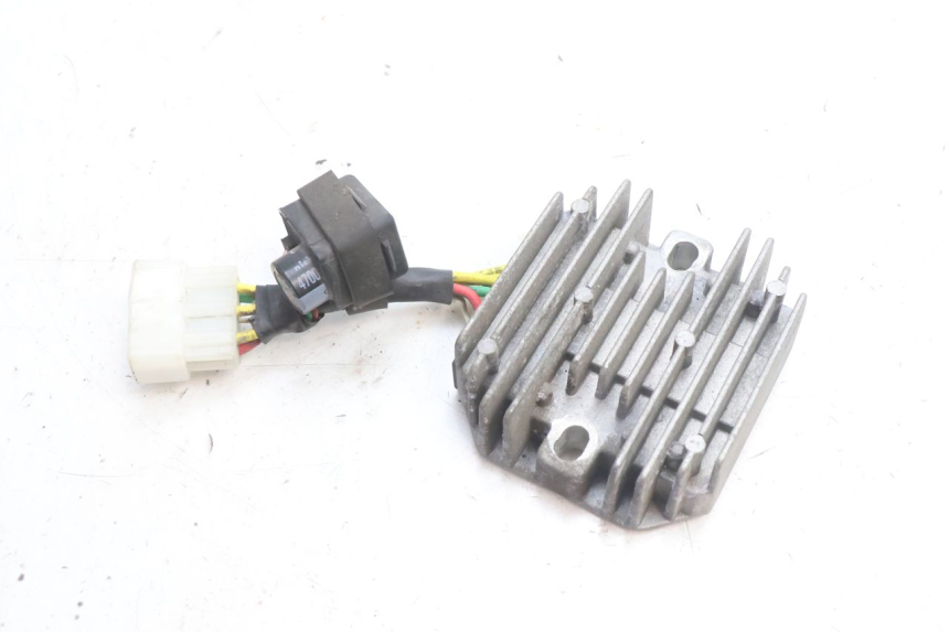 photo de REGULATEUR CHARGE PIAGGIO LIBERTY IGET 4T 50 (2021 - 2025) - Vue principale