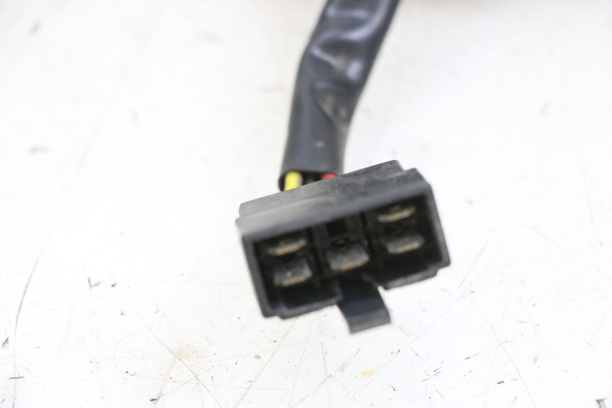 photo de REGULATEUR CHARGE KYMCO LIKE 125 (2009 - 2016) - Autre angle de vue