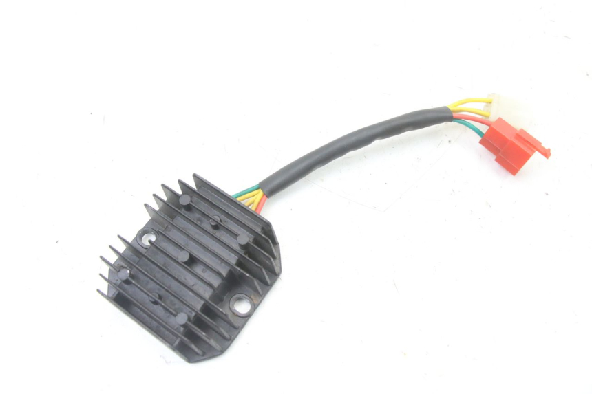 photo de REGULATEUR CHARGE LONGJIA SHARPY 125 (2020 - 2024)