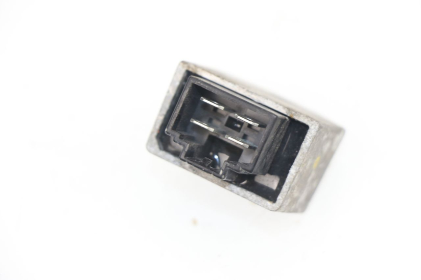 photo de REGULATEUR CHARGE PEUGEOT LUDIX 50 (2008 - 2017)