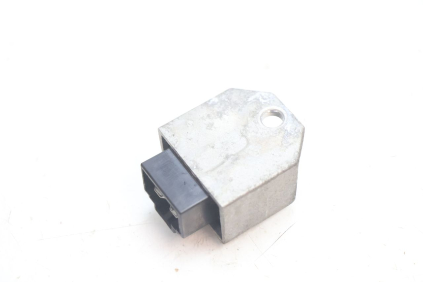 photo de REGULATEUR CHARGE PEUGEOT LUDIX ONE 50 (2004 - 2013) - Autre angle de vue