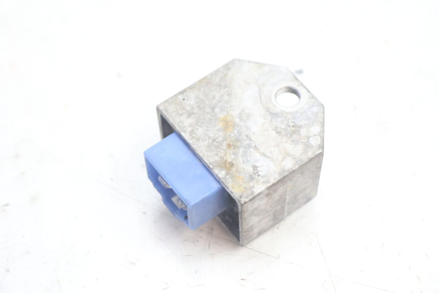 photo de REGULATEUR CHARGE MBK MACH G AC 50 (2002 - 2014) - Autre angle de vue