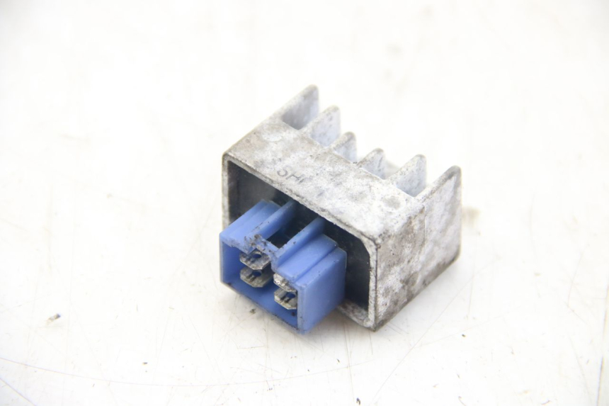 photo de REGULATEUR CHARGE MBK FLIPPER 50 (2004 - 2012)