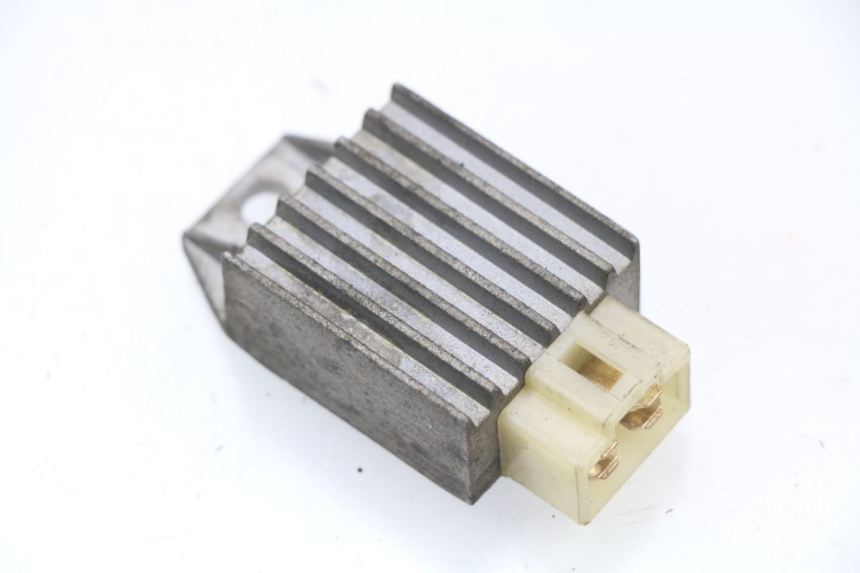 photo de REGULATEUR CHARGE LINHAI MONARCH 125 (2003 - 2005)