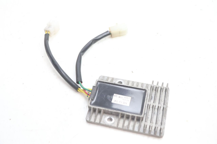 photo de REGULATEUR CHARGE KYMCO MOVIE S 125 (2009 - 2018) - Zoom état d’usage
