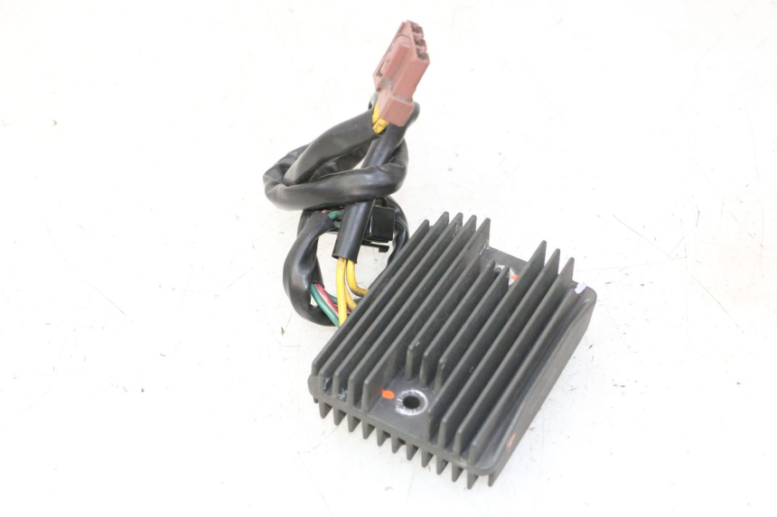 photo de RÉGULATEUR DE CHARGE PIAGGIO MP3 LT 400 (2007 - 2012)