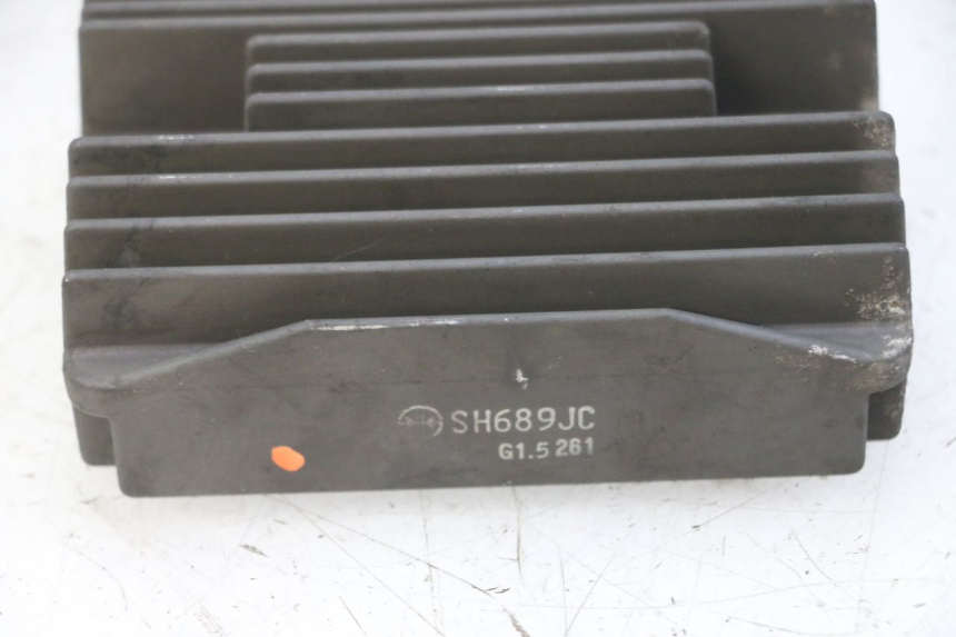 photo de REGULATEUR CHARGE PIAGGIO MP3 LT 300 (2010 - 2016)