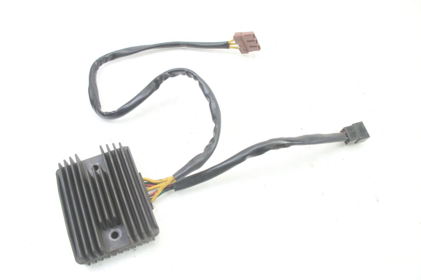 photo de REGULATEUR CHARGE PIAGGIO MP3 500 (2011 - 2015)