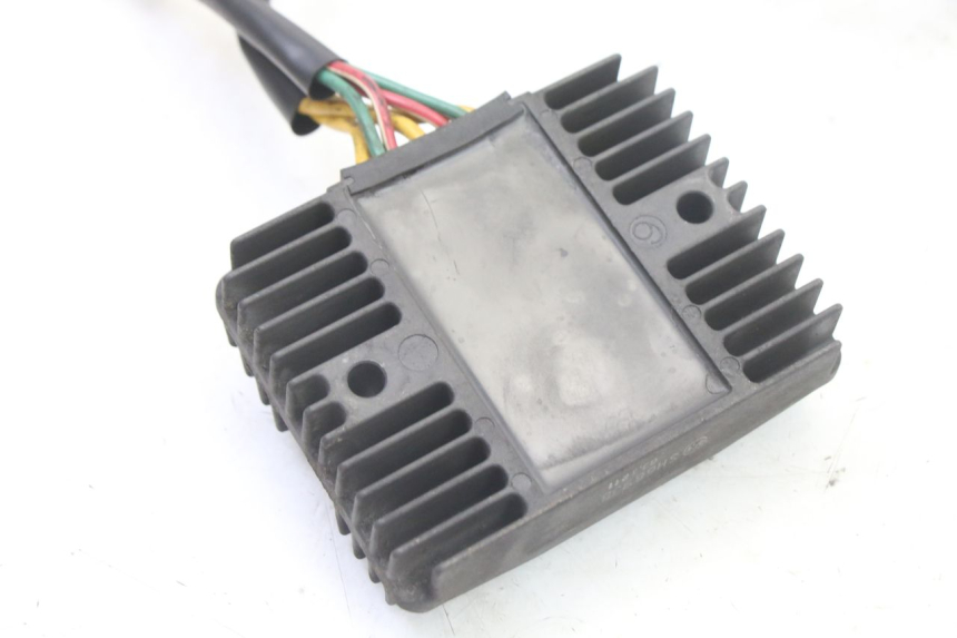 photo de REGULATEUR CHARGE PIAGGIO MP3 500 (2011 - 2015)