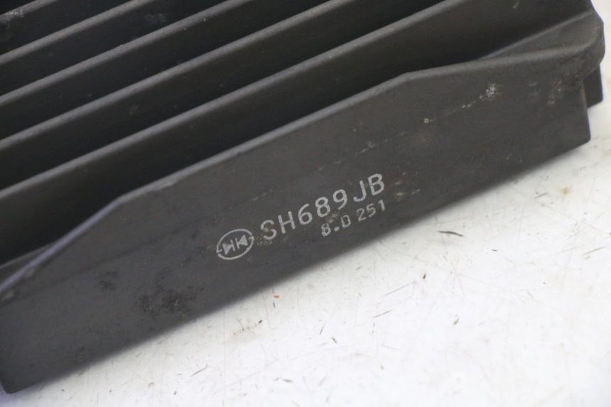 photo de RÉGULATEUR DE CHARGE PIAGGIO MP3 RL 250 (2007 - 2010)