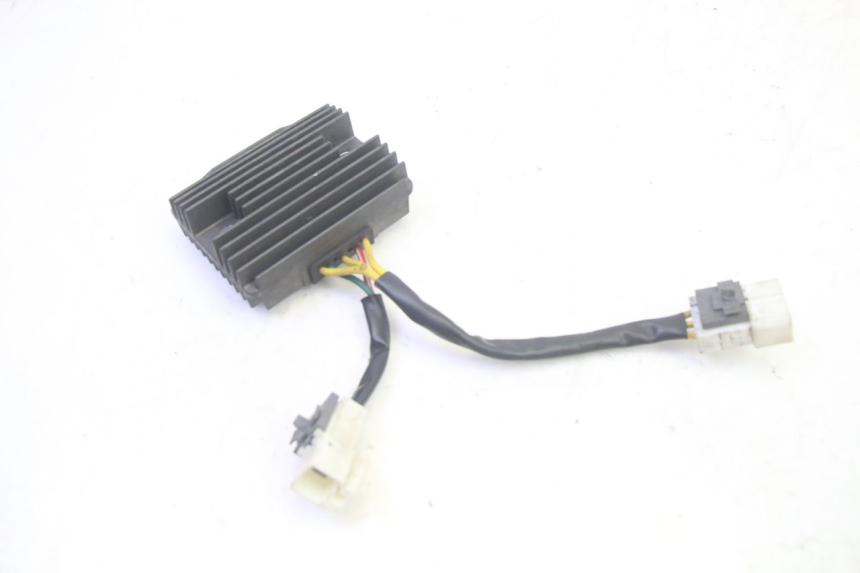 photo de REGULATEUR CHARGE PIAGGIO MP3 500 (2016 - 2018) - Zoom état d’usage