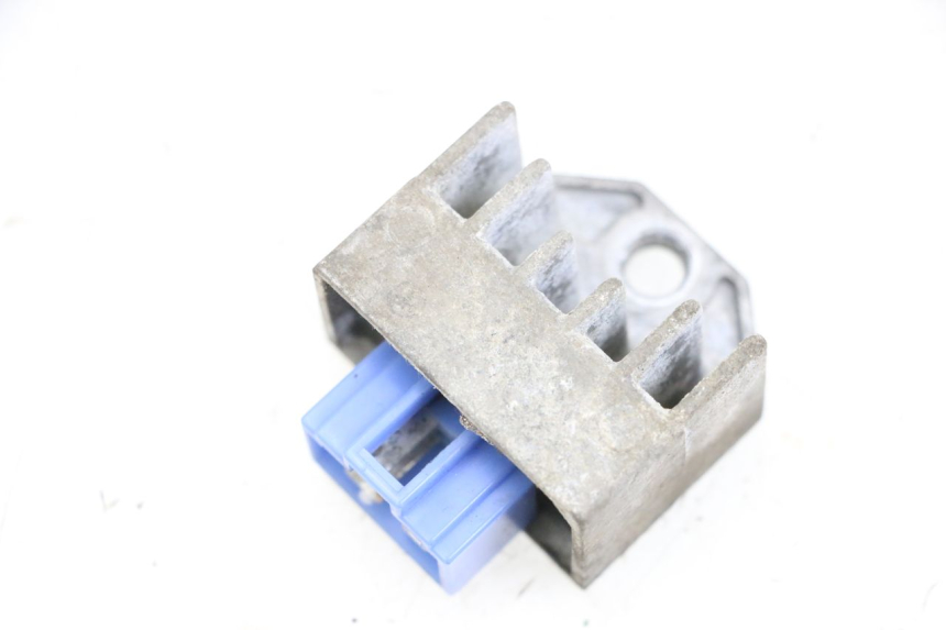 photo de REGULATEUR CHARGE YAMAHA NEO'S NEOS 2T 50 (1998 - 2007) - Vue principale