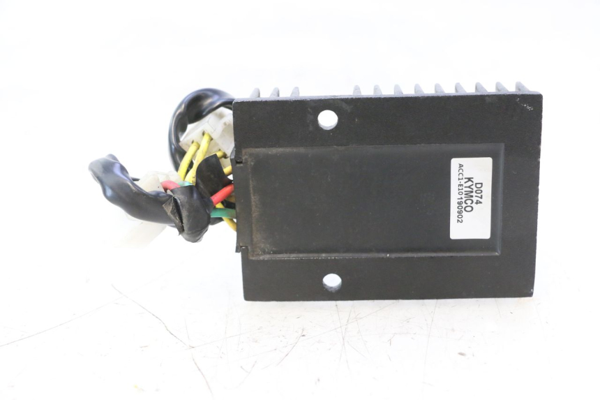 photo de REGULATEUR CHARGE KYMCO LIKE 4T 50 (2019 - 2025) - Zoom état d’usage