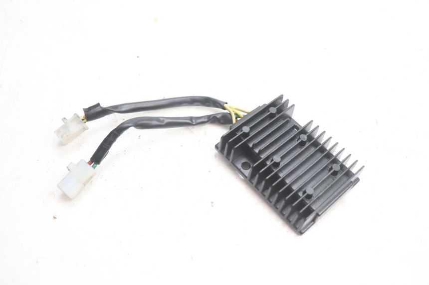 photo de REGULATEUR CHARGE KYMCO LIKE 4T 50 (2019 - 2025) - Vue principale