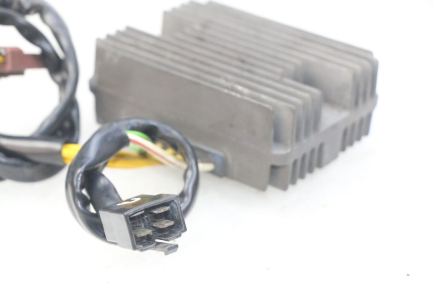 photo de RÉGULATEUR DE CHARGE GILERA NEXUS 125 (2009 - 2013)