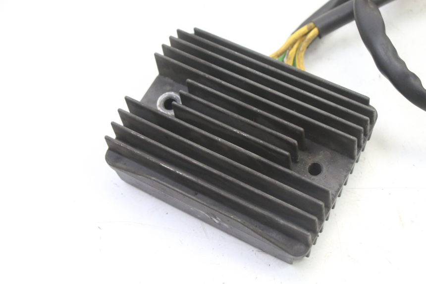 photo de RÉGULATEUR DE CHARGE GILERA NEXUS 125 (2009 - 2013)
