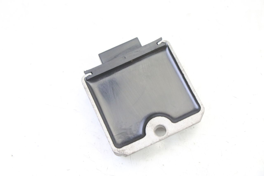 photo de REGULATEUR CHARGE PIAGGIO NRG POWER PUREJET 50 (2018 - 2021)