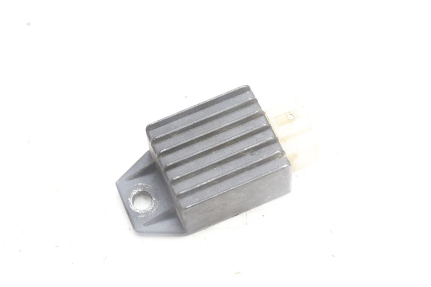 photo de RÉGULATEUR DE CHARGE JM MOTORS OLDIES 4T 50 (2010 - 2020) - Détail de la pièce