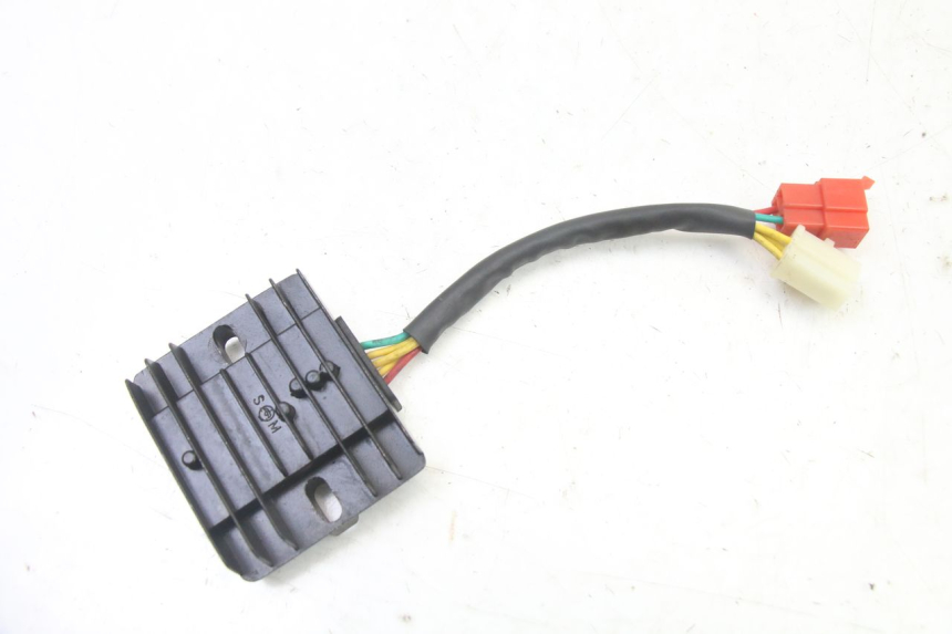 photo de REGULATEUR CHARGE JM MOTORS OLDIES GT 4T 50 (2018 - 2025)