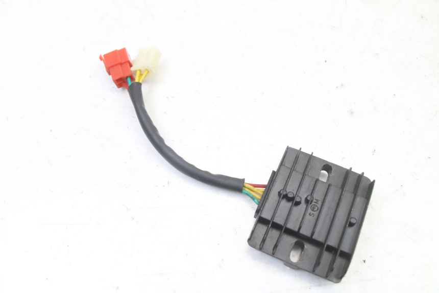 photo de REGULATEUR CHARGE JM MOTORS OLDIES GT 4T 50 (2018 - 2025)