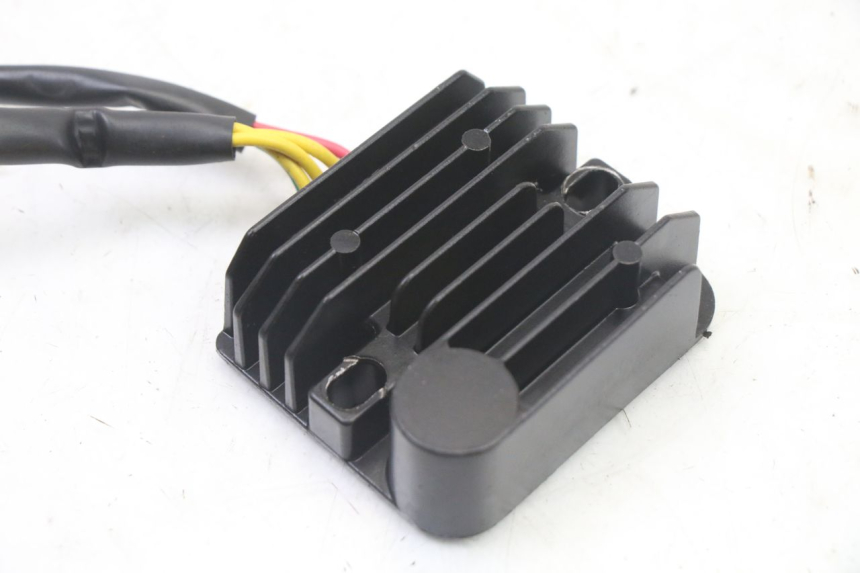 photo de REGULATEUR CHARGE SYM ORBIT III 3 4T 50 (2021 - 2025)