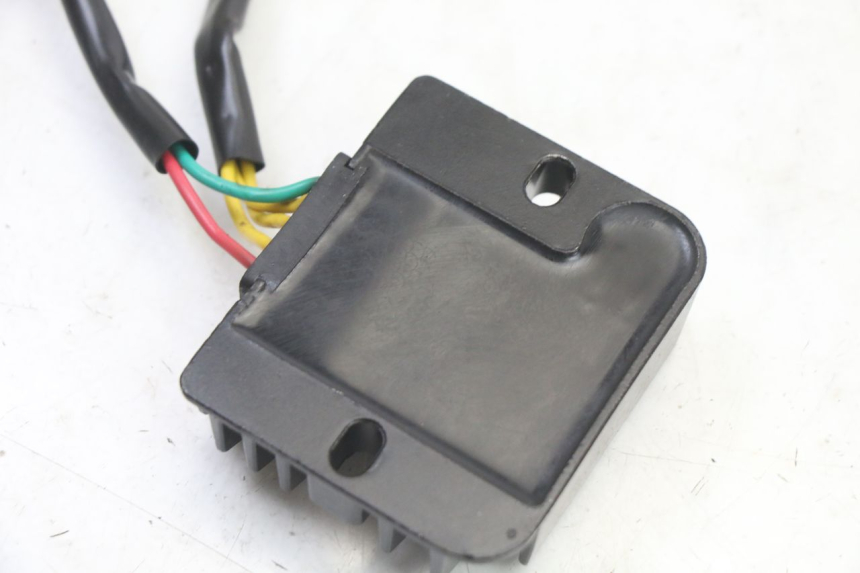 photo de REGULATEUR CHARGE SYM ORBIT III 3 4T 50 (2021 - 2025)