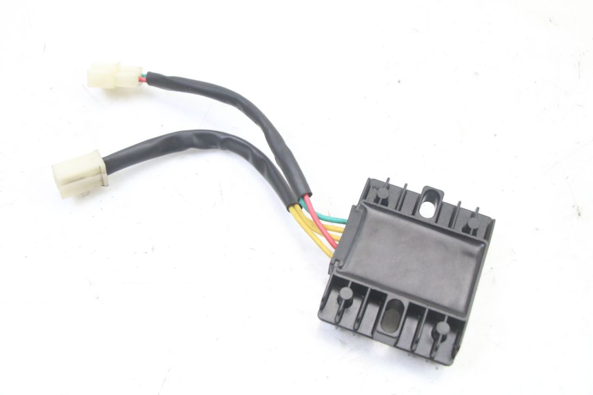 photo de REGULATEUR CHARGE SYM ORBIT III 3 4T 50 (2021 - 2025)
